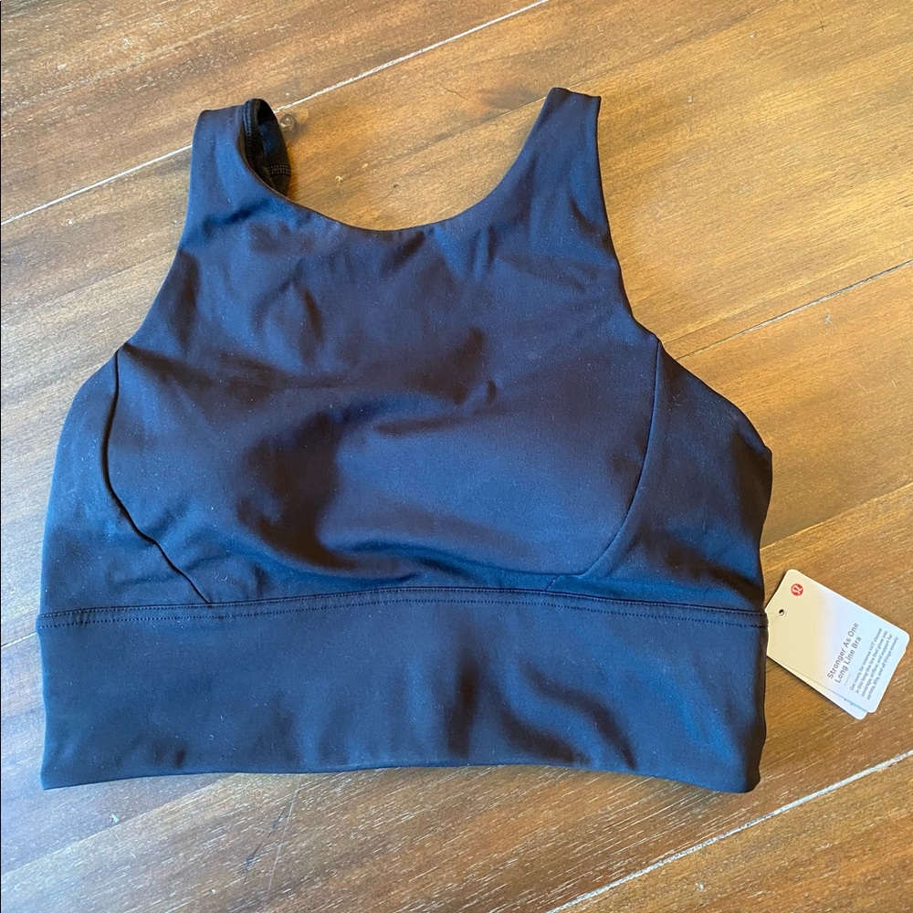 NWT lululemon stronger as one bra size 8 black